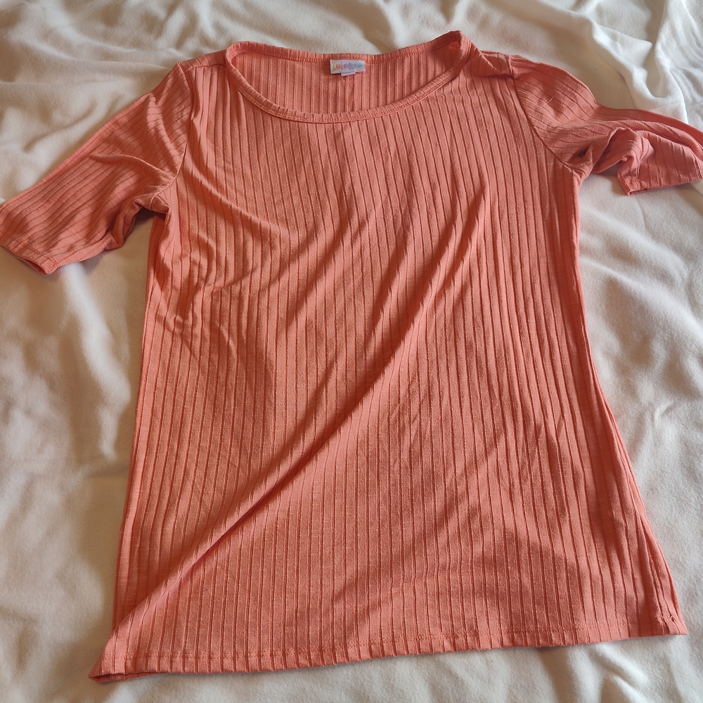 Women’s Coral Ribbed Top – Lightweight Textured Blouse Medium